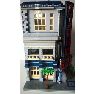 Piano Bar MOC 11036 Modular Building designed By BrickVice With 3116 Pieces