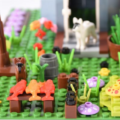 Tropical Rainforest Scene Brick CREATOR MOC-89821 with 1018 pieces