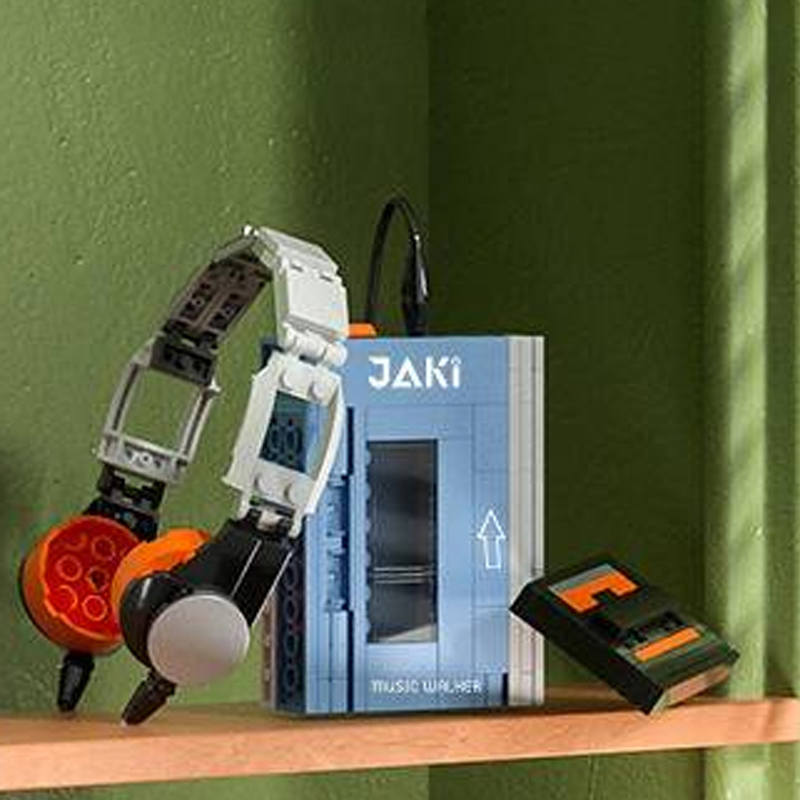 JAKI-8212-Creator-1979S-Cassette-Music-Walker-4.jpg