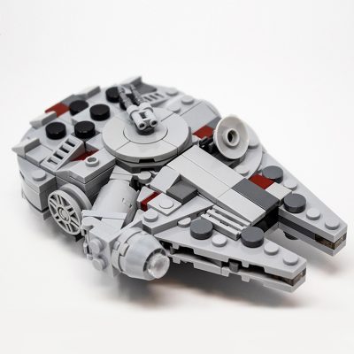 Nin-Jato’s Mini UCS 20th Anniversary Millennium Falcon (Solo) Star Wars MOC-36401 by by Force of Bricks with 335 Pieces