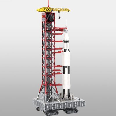 Launch Tower Mk I for Saturn V (21309/92176) with Crawler TECHNICIAN MOC-60088 by Janotechnic WITH 7706 PIECES