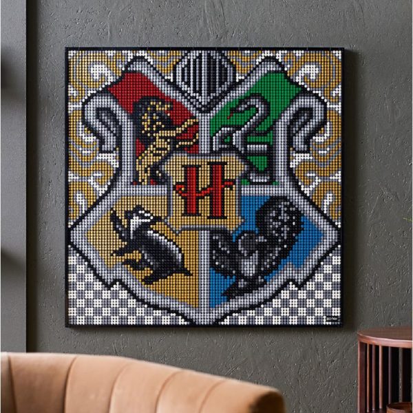 Harry Potter Crest-Pixel art Movie MOC-90107 WITH 9216 PIECES