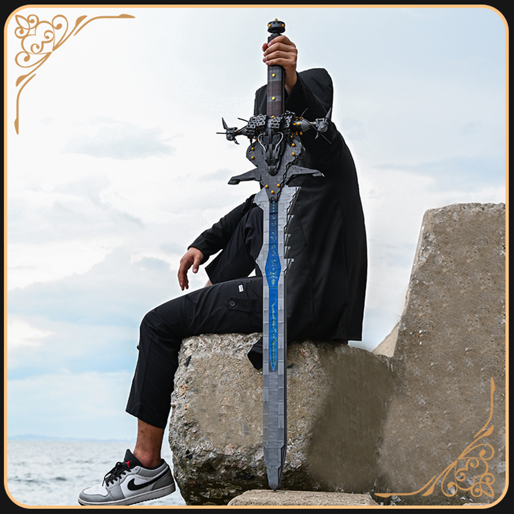 Warcraft – Frostmourne MOC-89622 Creator with 2349 pieces