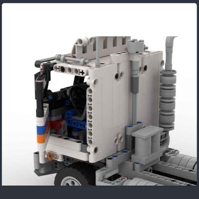 Cabover Semi-Truck and Lowboy Trailer (42128 B-Model) Technician MOC-96572 with 1377 pieces