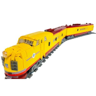 UP M10005 “City of Denver” A and B-Units Technician MOC-97195 with 2251 pieces