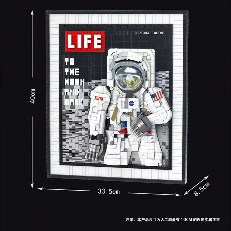 Astronaut Photo Frame Mork 031005 Space with 2188 Pieces
