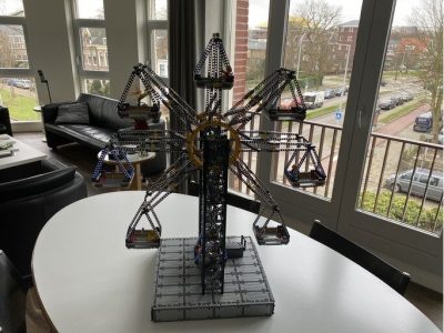 Ferris Wheel TECHNICIAN MOC-67067 by Peteria with 2767 pieces