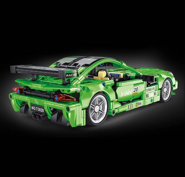 Green Super Car Technician TLG T3028 with 589 pieces