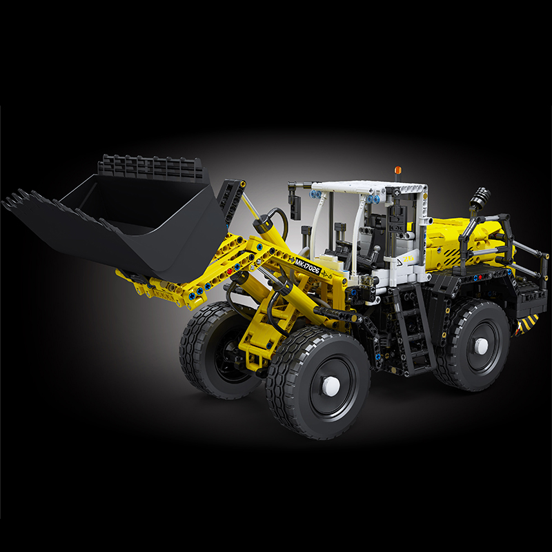 Pneumatic Loader L550 with Motor Mould King 17026 Technic with 1803 Pieces MOC Brick Land