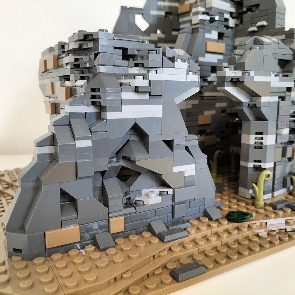 Medieval Ruins Military War Scene MOC-89540 Modular Building With 2179PCS