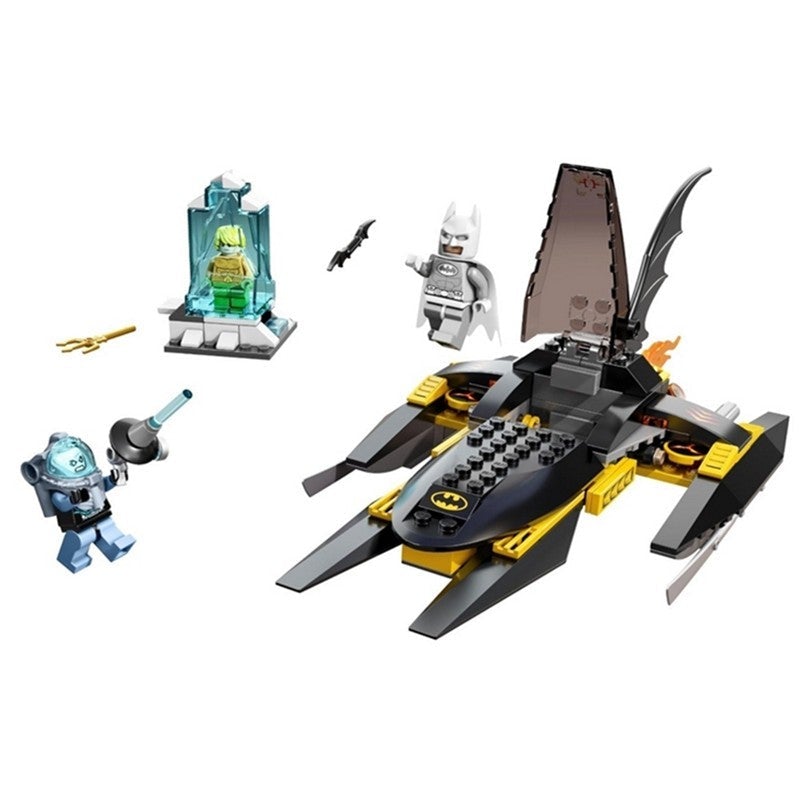 DECOOL 7102 Bat Man vs Mr Freeze