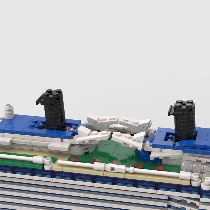 MOCBRICKLAND MOC-66041 Celebrity Reflection