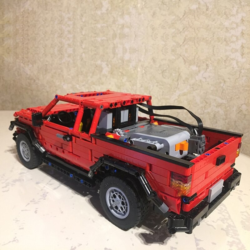 MOCBRICKLAND MOC-25520 Dacoma 4x4 Redux