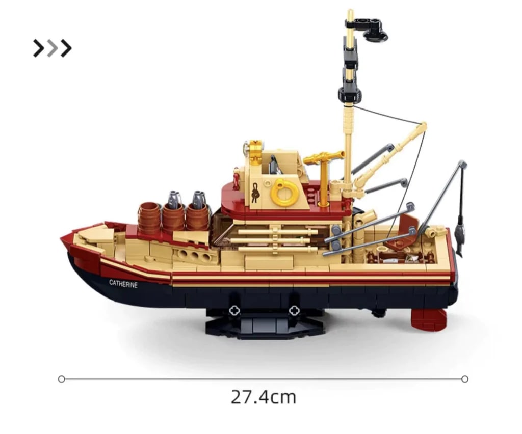 Great White Shark SLUBAN M38-B1118 Creator With 592 Pieces